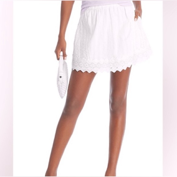 LoveShackFancy Dresses & Skirts - LoveShackFancy White Sterling Mini Skirt
Size: XL